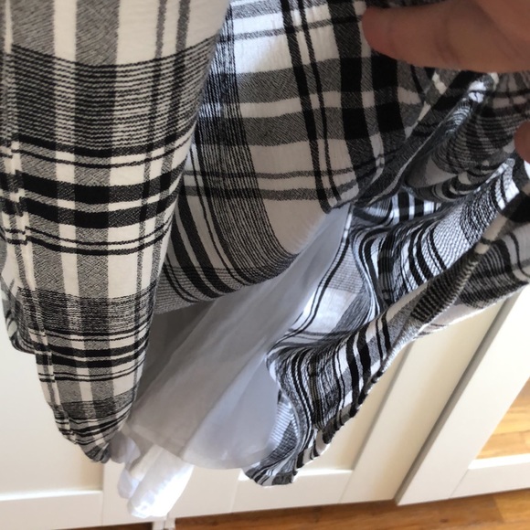 Spaghetti Strap Cut Out Checked Midi Dress - Picture 3 of 8